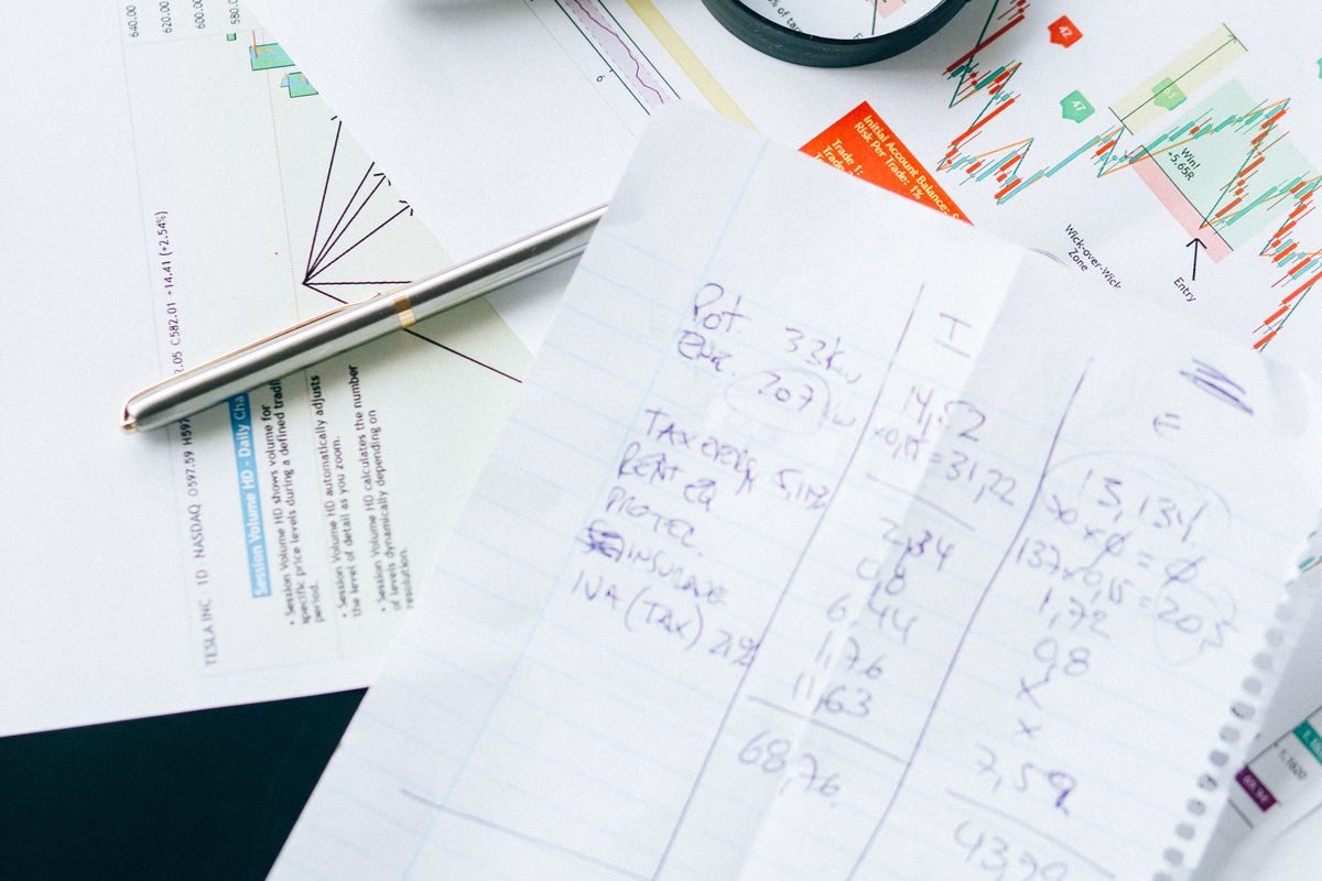 SEO Keyword Examples: The 6 Types and When to Use Each — visual guide