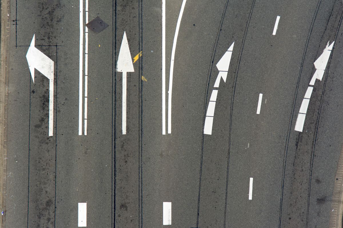 301 vs 302 Redirects: When to Use Each — visual guide